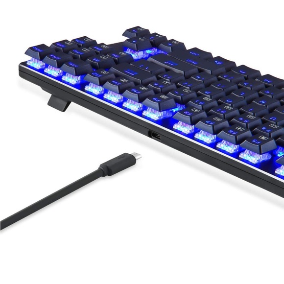 EagleTec LED Blue Blacklit Mechanical Gaming Keyboard - Picture 5 of 11